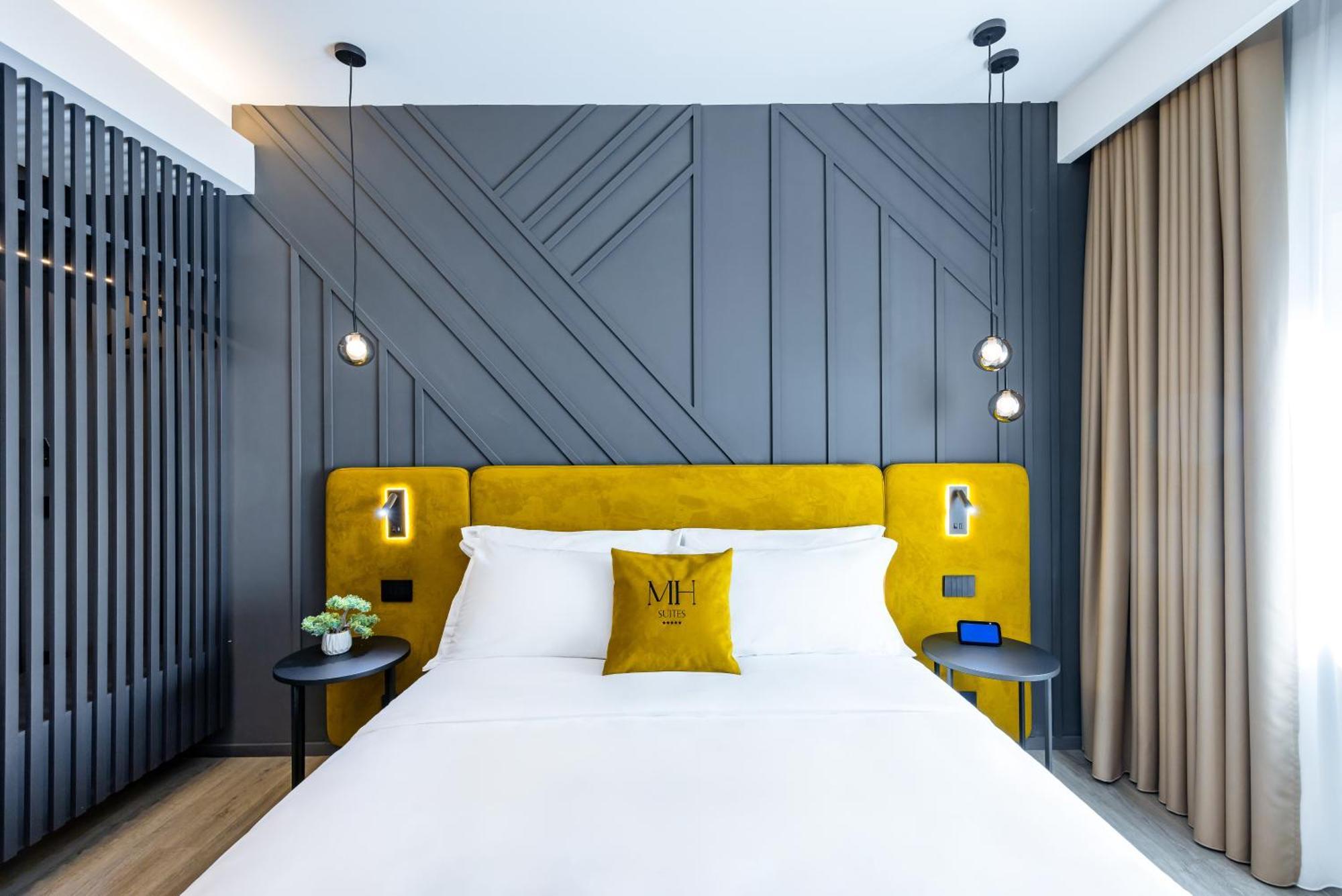 Mh Suites Plebiscito Napels Buitenkant foto