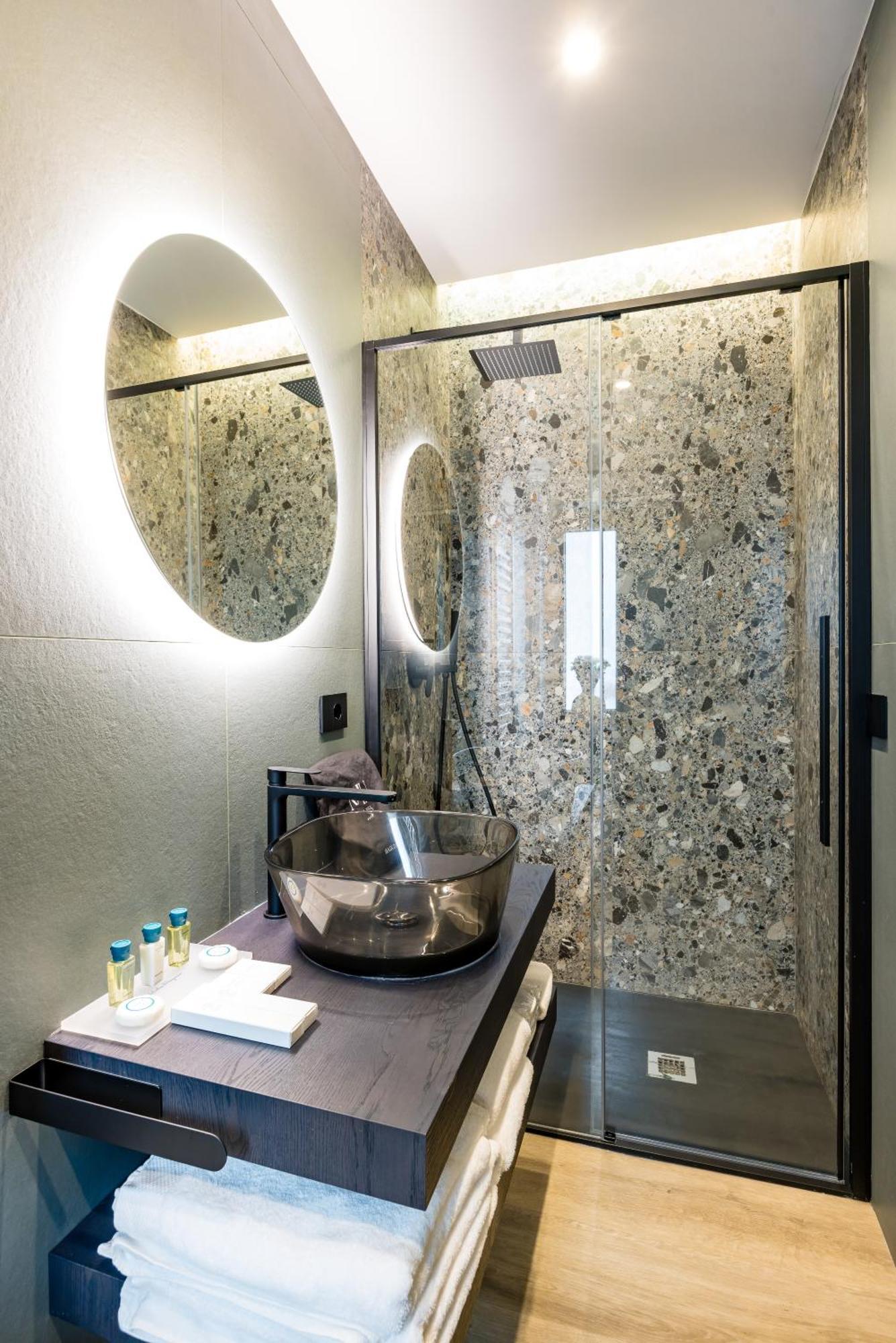Mh Suites Plebiscito Napels Buitenkant foto