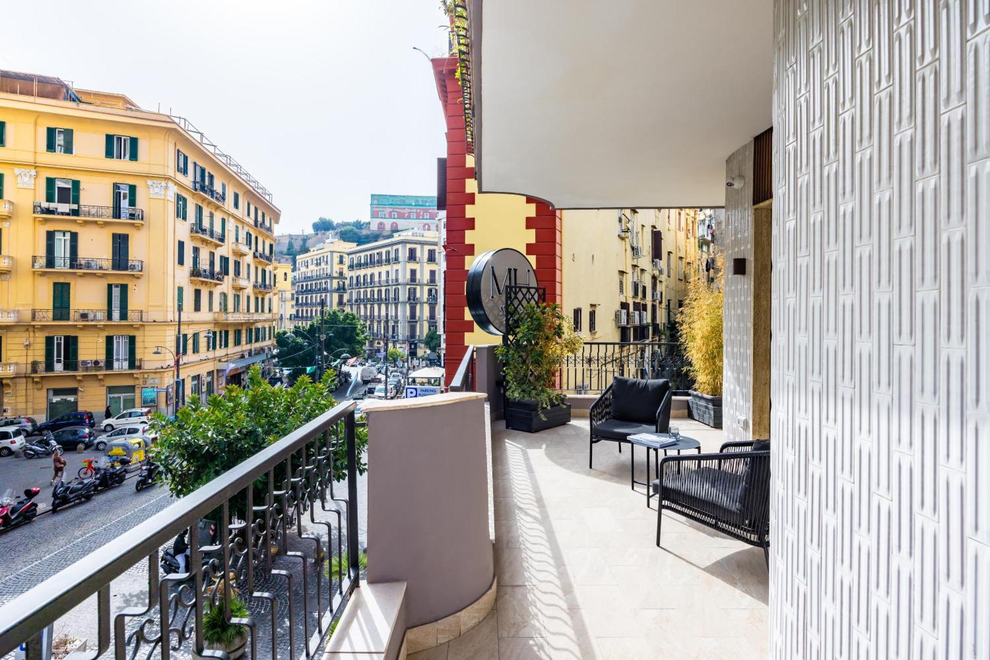 Mh Suites Plebiscito Napels Buitenkant foto