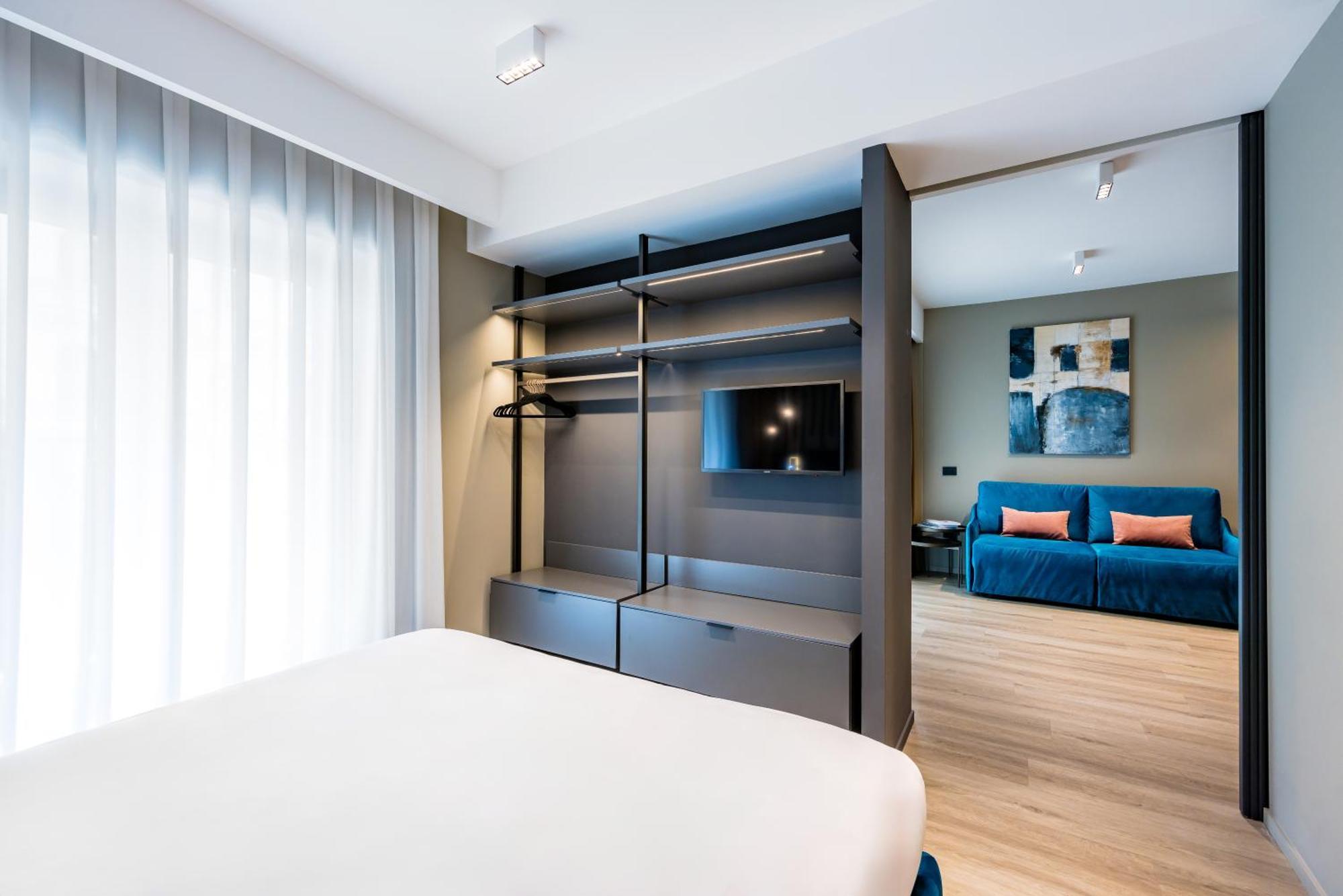 Mh Suites Plebiscito Napels Buitenkant foto